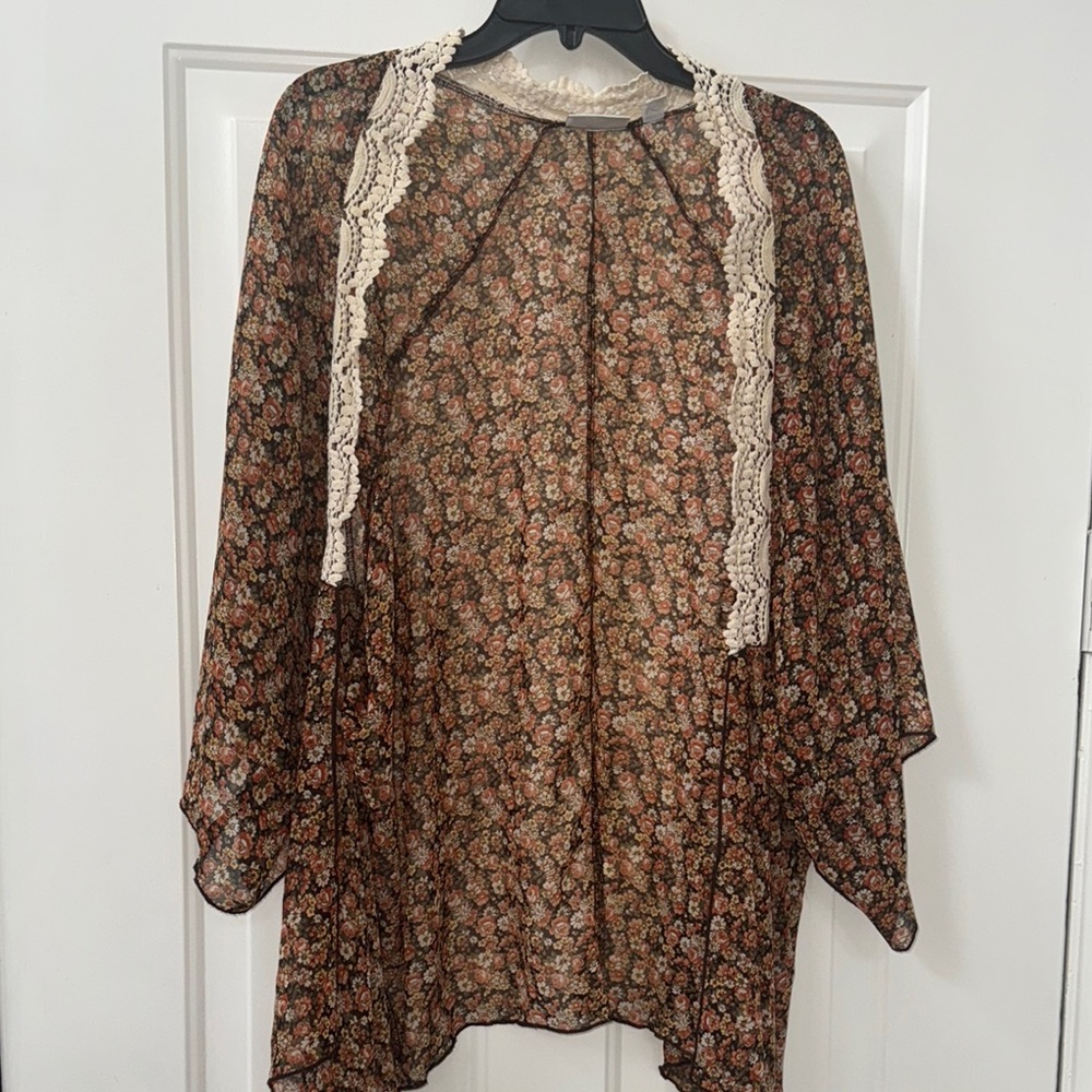 (2 for $10) Sheer Floral Kimono